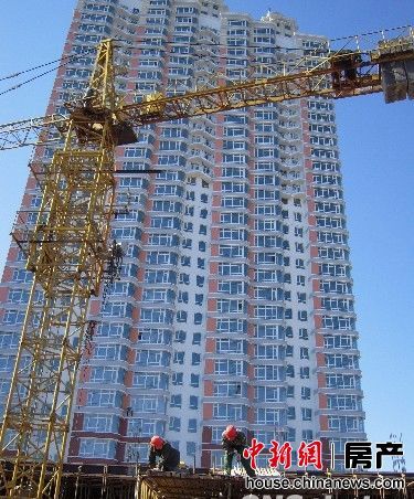 西站瑞都最新房价变动，降价背后的原因与背景分析