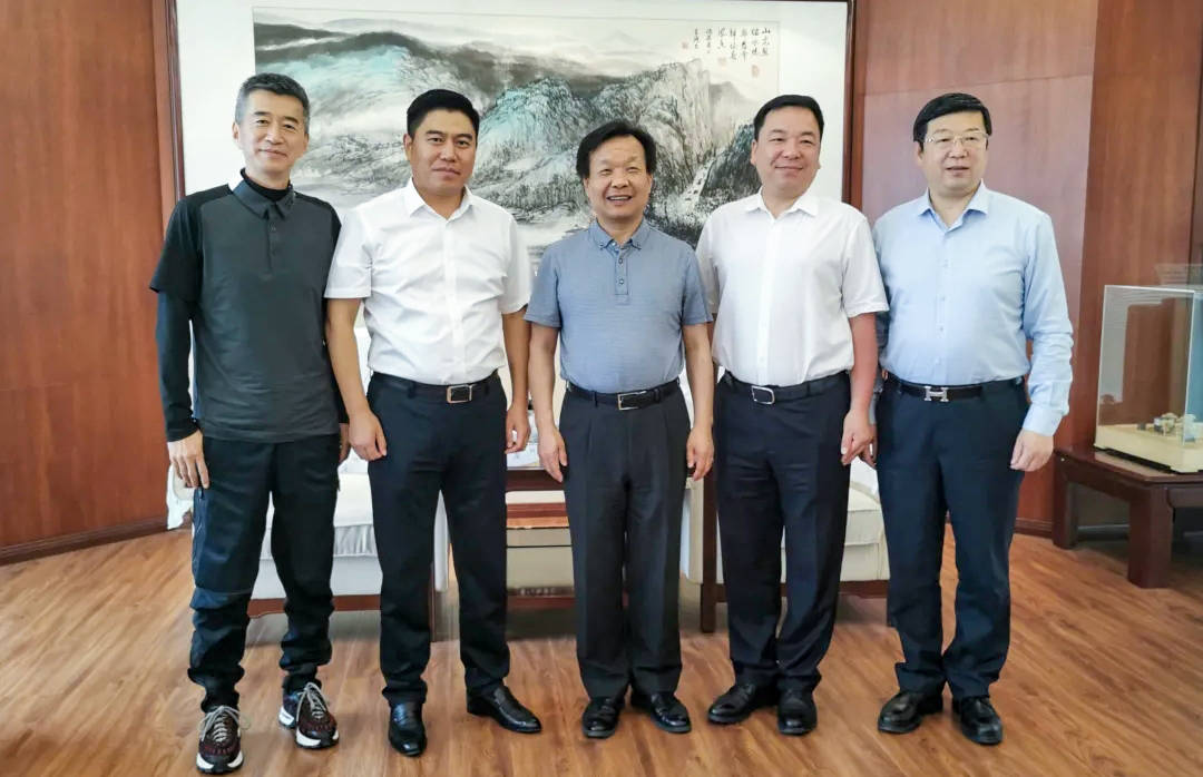 新澳门彩4949历史记录_新华龙最新消息老总,探索新澳门彩与新华龙，精准分析之路
