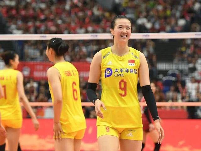 历史上的11月14日女排赛况回顾与深度评测